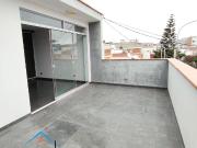 Venta de Amplia Casa de 3 pisos, 6 habitaciones en Los...