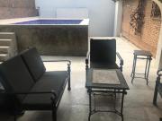 Venta de Amplia Casa en Esquina Frente a Parque en 2do...