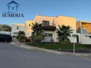 Venta de amplia casa en Las Cañadas Residencial