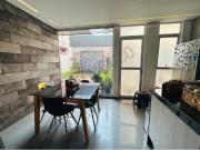 VENTA DE AMPLIA CASA SOLA EN COL. MODERNA, BENITO JUÁREZ