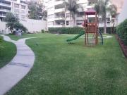 Venta de amplio departamento en el Golf Los Incas