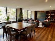 Venta de Amplio Departamento en Exclusiva Sección de...