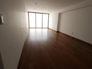 Venta de Amplio Departamento en San Isidro