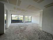 VENTA DE AMPLIO DEPARTAMENTO SIN ACABADOS EN TECAMACHALCO