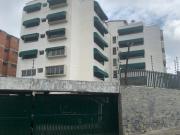 Venta de apartamento en Cumbres de Curumo 3/4/2