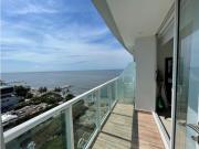 Venta de apartamento en edificio frente al mar Playa...