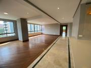 Venta de apartamento en el Poblado sector Loma de los Parra
