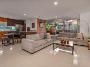 Venta de apartamento en la milla de oro en el Poblado