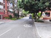 VENTA DE APARTAMENTO EN MEDELLIN, SECTOR LAURELES,...