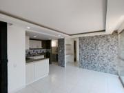 Venta de apartamento con parqueadero en Valle del Lili...