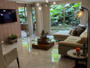 Venta de apartamento remodelado en el Poblado Loma de...