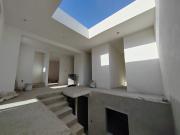 Venta de Bodega con Oficinas y patio de maniobras con...