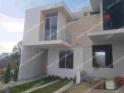 VENTA DE BONITA CASA AL SUR DE LA CIUDAD EN...