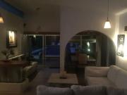 VENTA DE BONITA CASA EN PRIVADA