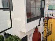 VENTA DE BONITA CASA REMODELADA EN LA COLONIA NUEVA...