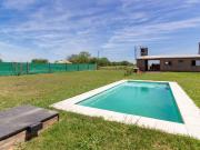 Venta de Casa 2 dormitorios con pileta quincho y jardin...