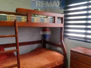 Venta de casa 2 pisos samanes 6 remodelada