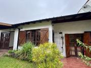 Venta de casa 3 ambientes, altillo, parque, garage