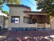 VENTA DE CASA 3 AMBIENTES EN VILLA BALLESTER