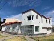 Venta de casa 3 dormitorios, muy luminosa