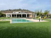 Venta de Casa 4 D + 4 B + 10 Est