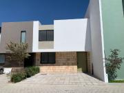 VENTA DE CASA 4 RECAMARAS, RECAMARA EN PB, SAN ANDRES...