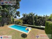 Venta de casa, 5 Recamaras, Fracc. Limoneros,...