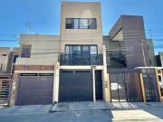 VENTA DE CASA A DOS MINUTOS DE LA GARITA DE SAN YSIDRO,...