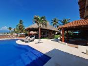 Venta De Casa A Orilla Del Mar En Playa Blanca $...