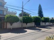Venta de Casa a Pie de Calle
