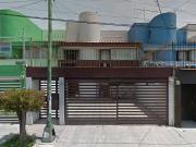 VENTA DE CASA A PRECIO DE REMATE EN Coapa 2da Sección,...