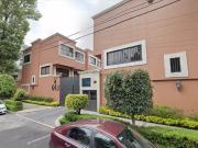 VENTA DE CASA A PRECIO DE REMATE EN Col del Valle Sur,...