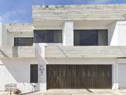 Venta de casa a precio de remate en La Piscina, Lomas de...