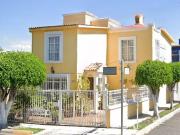 Venta de casa a precio de remate en Plazas del Sol 2da...