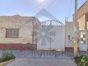 VENTA DE CASA A PRECIO DE TERRENO EN AVENIDA Y CERCA DE...