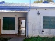 VENTA DE CASA A RECICLAR CON VERDE EN LA PLATA