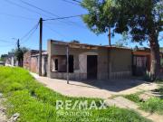 VENTA DE CASA A RECICLAR EN VILLA RIO NEGRO
