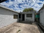 VENTA CASA REFACCIONAR 2 DORM BARRIO COMERCIAL