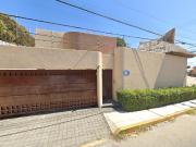 VENTA DE CASA A UN GRAN PRECIO CON ALBERCA PRIVADA EN...