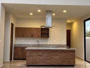 Venta de casa al norte de la cuidad de Mérida, Tixcuytún...