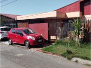 Venta de casa amplia a una cuadra de Metro Elisa Correa... Venta de casa amplia a una cuadra de Metro Elisa Correa...