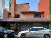 VENTA DE CASA AMPLIA EN RESIDENCIAL LA ESCALERA