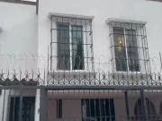VENTA DE CASA AMUEBLADA CON 2 DEPARTAMENTOS, 5 RECAMARAS...