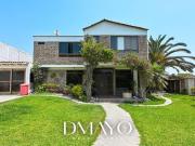 VENTA DE CASA BUNGALOW CON PISCINA LA ARENA FUNDO SAN...