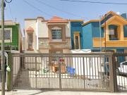 VENTA DE CASA CALLE CRUZ DE LORENA 535 COLONIA HACIENDA...