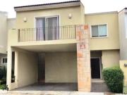 VENTA DE CASA CALLE LOS ALMENDROS COLONIA RINCON DE LAS...