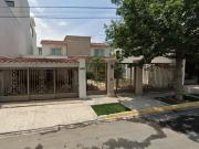 VENTA DE CASA CALLE MIGUEL DE CERVANTES SAAVEDRA NUMERO...