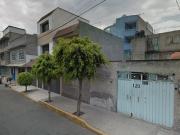 VENTA DE CASA CALLE PI BARATILLO NUMERO 118 COLONIA DR...