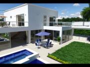 Venta de Casa Campestre cerca al Club Campestre de Armenia