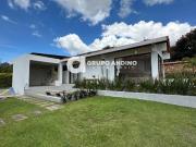 VENTA de CASA CAMPESTRE en BUCARAMANGA